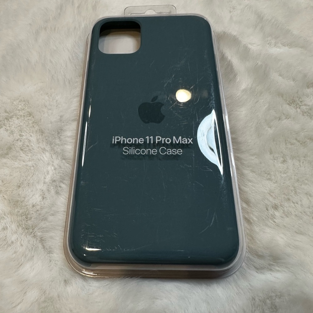 Apple iPhone 11 Pro Max Silicone Case - Teal-blue green